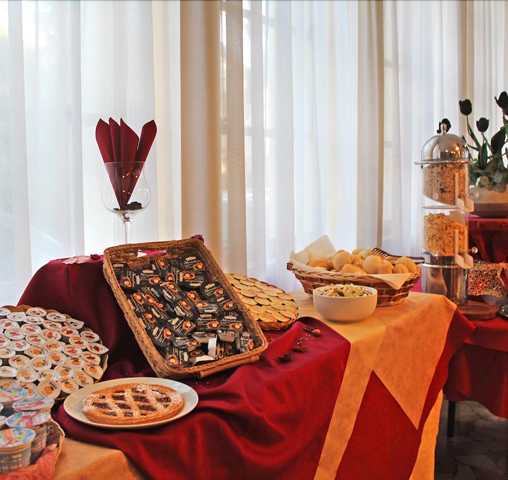 Hotel New Primula Римини Екстериор снимка